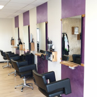 Salon INSTANT COIFFURE à Orée d'Anjou. Peinture décorative effet cachemire et métallisé.